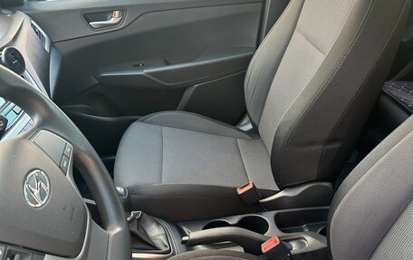 Hyundai Solaris II рестайлинг, 2017 год, 1 450 000 рублей, 15 фотография
