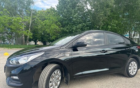Hyundai Solaris II рестайлинг, 2017 год, 1 450 000 рублей, 32 фотография