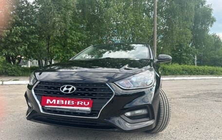 Hyundai Solaris II рестайлинг, 2017 год, 1 450 000 рублей, 30 фотография