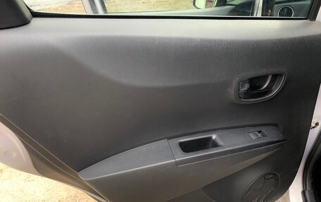 Toyota Vitz, 2014 год, 700 000 рублей, 17 фотография