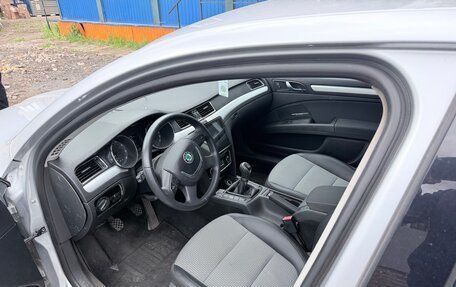 Skoda Superb III рестайлинг, 2009 год, 730 000 рублей, 6 фотография