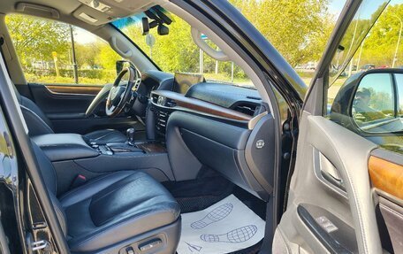Lexus LX III, 2016 год, 6 515 000 рублей, 10 фотография