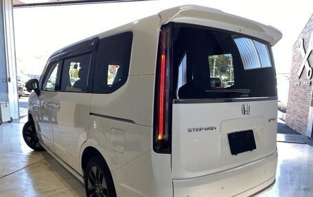 Honda Stepwgn, 2025 год, 2 900 000 рублей, 6 фотография