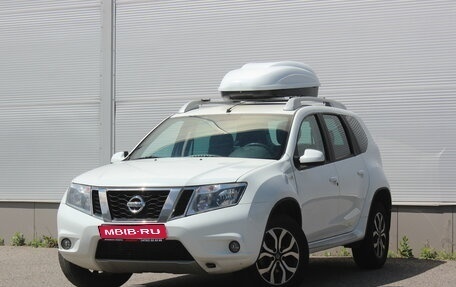 Nissan Terrano III, 2015 год, 917 000 рублей, 1 фотография