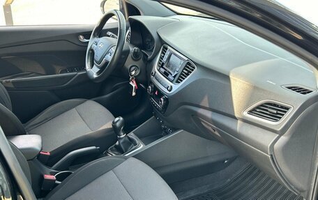 Hyundai Solaris II рестайлинг, 2018 год, 1 320 000 рублей, 19 фотография