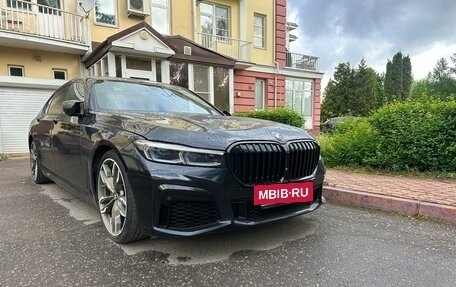 BMW 7 серия, 2017 год, 2 950 000 рублей, 2 фотография