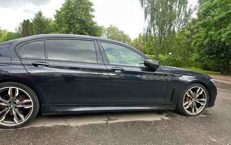 BMW 7 серия, 2017 год, 2 950 000 рублей, 5 фотография