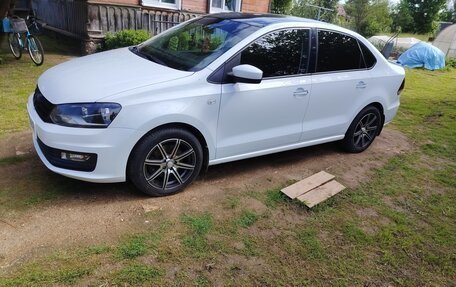Volkswagen Polo VI (EU Market), 2017 год, 1 250 000 рублей, 3 фотография