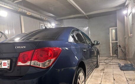 Chevrolet Cruze II, 2010 год, 390 000 рублей, 5 фотография