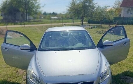 Volvo C30 I рестайлинг, 2011 год, 750 000 рублей, 2 фотография