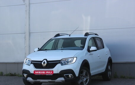 Renault Sandero II рестайлинг, 2020 год, 1 197 000 рублей, 1 фотография