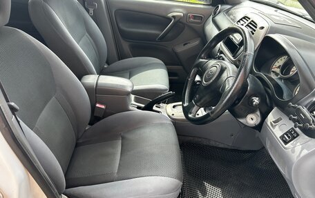 Toyota RAV4, 2001 год, 600 000 рублей, 16 фотография