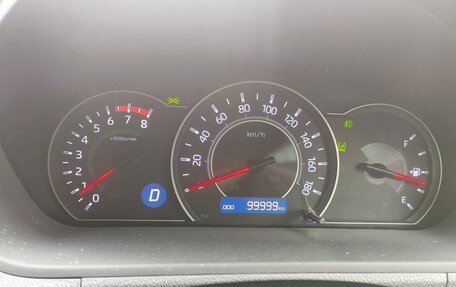 Toyota Noah III, 2017 год, 2 350 000 рублей, 3 фотография