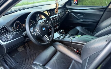 BMW 5 серия, 2015 год, 2 199 000 рублей, 18 фотография