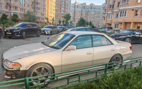 Toyota Mark II VIII (X100), 2000 год, 1 500 000 рублей, 3 фотография