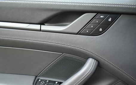Porsche 911, 2023 год, 28 000 000 рублей, 24 фотография