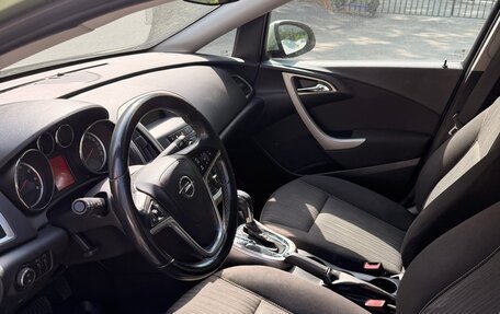 Opel Astra J, 2010 год, 690 000 рублей, 8 фотография