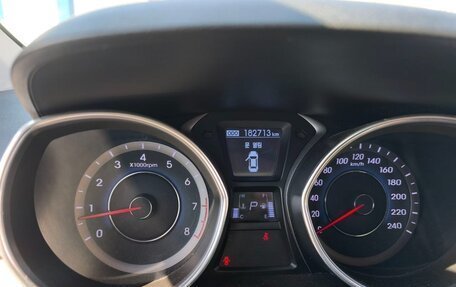 Hyundai Avante, 2012 год, 800 000 рублей, 8 фотография