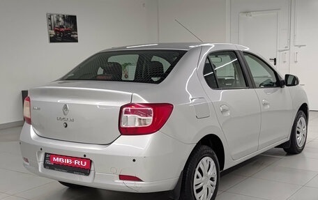 Renault Logan II, 2015 год, 785 000 рублей, 5 фотография