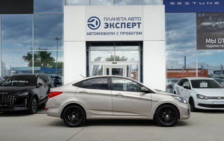 Hyundai Solaris II рестайлинг, 2012 год, 570 000 рублей, 5 фотография