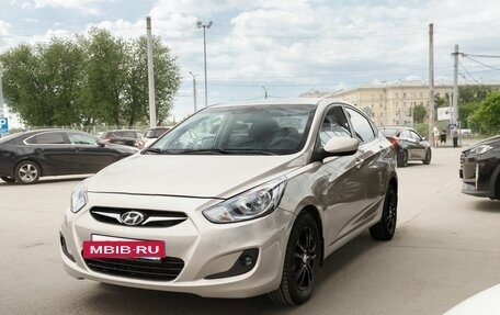 Hyundai Solaris II рестайлинг, 2012 год, 570 000 рублей, 2 фотография