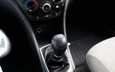 Hyundai Solaris II рестайлинг, 2012 год, 570 000 рублей, 15 фотография