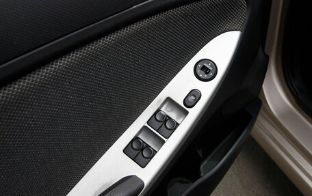 Hyundai Solaris II рестайлинг, 2012 год, 570 000 рублей, 10 фотография