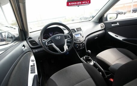 Hyundai Solaris II рестайлинг, 2012 год, 570 000 рублей, 9 фотография