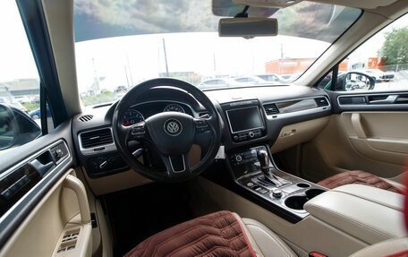 Volkswagen Touareg III, 2012 год, 2 430 000 рублей, 9 фотография