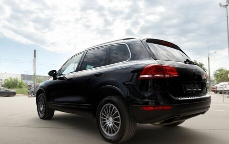 Volkswagen Touareg III, 2012 год, 2 430 000 рублей, 8 фотография
