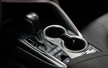 Toyota Camry, 2023 год, 3 949 000 рублей, 10 фотография