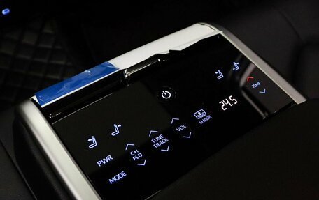Toyota Camry, 2023 год, 3 949 000 рублей, 25 фотография