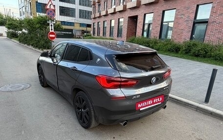 BMW X2, 2018 год, 2 350 000 рублей, 2 фотография