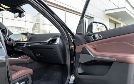 BMW X7, 2023 год, 13 000 000 рублей, 20 фотография