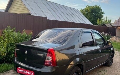 Renault Logan I, 2010 год, 380 000 рублей, 4 фотография