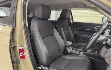 Honda Vezel, 2022 год, 1 820 000 рублей, 11 фотография