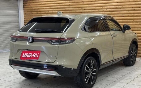 Honda Vezel, 2022 год, 1 820 000 рублей, 7 фотография