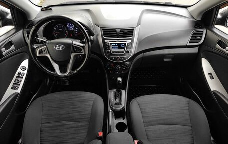 Hyundai Solaris II рестайлинг, 2014 год, 815 000 рублей, 15 фотография