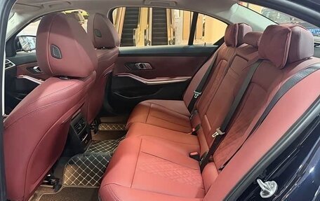 BMW 3 серия, 2023 год, 2 680 000 рублей, 12 фотография