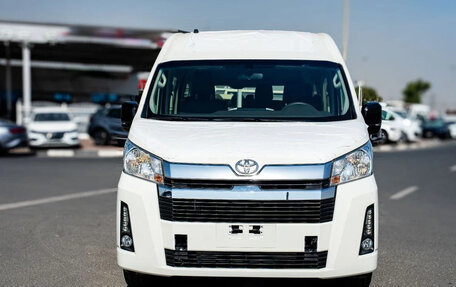 Toyota HiAce H300, 2026 год, 4 200 000 рублей, 3 фотография