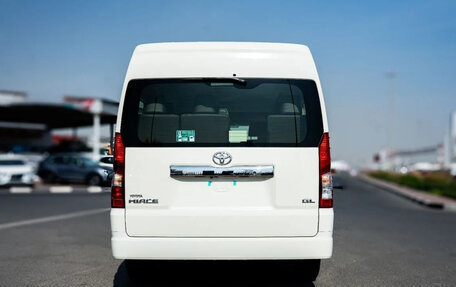 Toyota HiAce H300, 2026 год, 4 200 000 рублей, 4 фотография