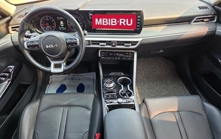 KIA K5, 2022 год, 1 830 000 рублей, 11 фотография