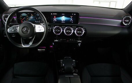Mercedes-Benz CLA, 2020 год, 3 400 000 рублей, 2 фотография