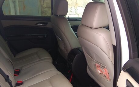 Cadillac SRX II рестайлинг, 2014 год, 1 700 000 рублей, 7 фотография