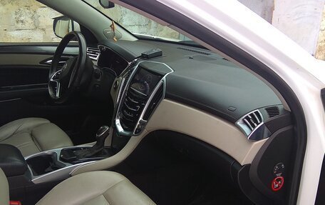 Cadillac SRX II рестайлинг, 2014 год, 1 700 000 рублей, 8 фотография