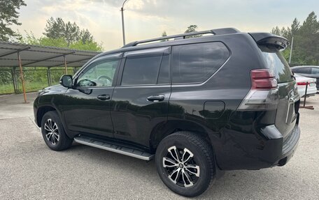 Toyota Land Cruiser Prado 150 рестайлинг 2, 2010 год, 3 900 000 рублей, 6 фотография
