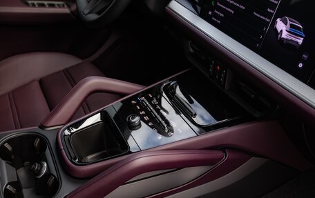 Porsche Cayenne III, 2024 год, 15 500 000 рублей, 5 фотография