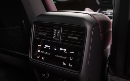 Porsche Cayenne III, 2024 год, 15 500 000 рублей, 21 фотография