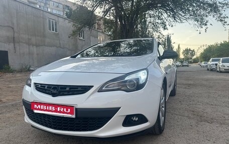 Opel Astra J, 2013 год, 890 000 рублей, 2 фотография