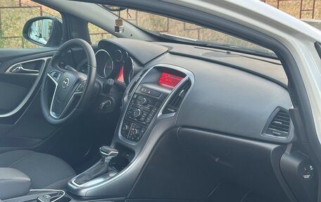 Opel Astra J, 2013 год, 890 000 рублей, 8 фотография
